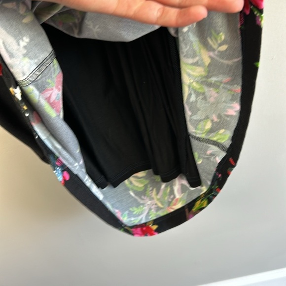 J.Peterman Dark Floral Ruched Side Jersey Knit Midi Dress Size 16 - Picture 7 of 12